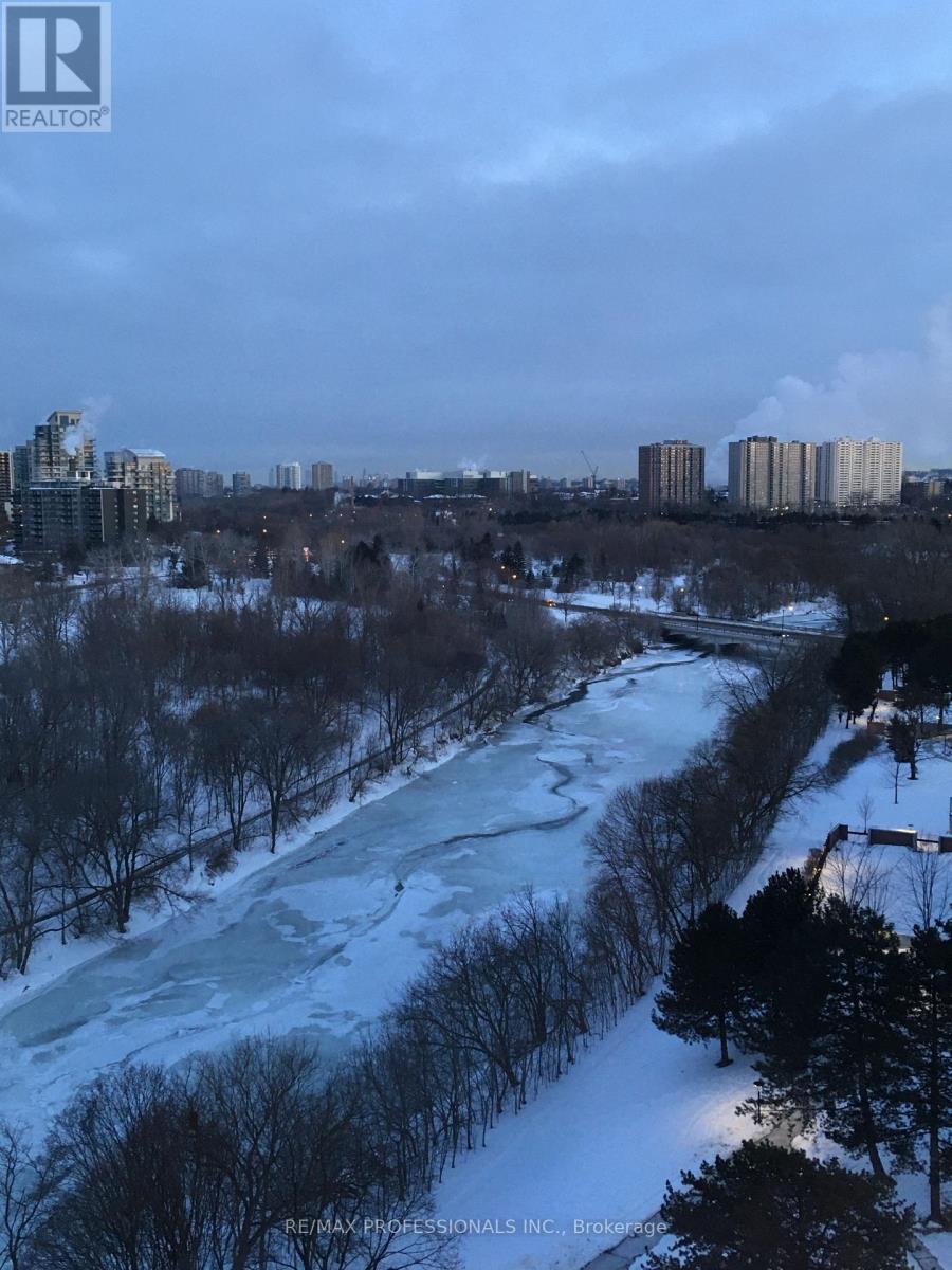 1405 - 240 Scarlett Road, Toronto, Ontario  M6N 4X4 - Photo 23 - W12963620