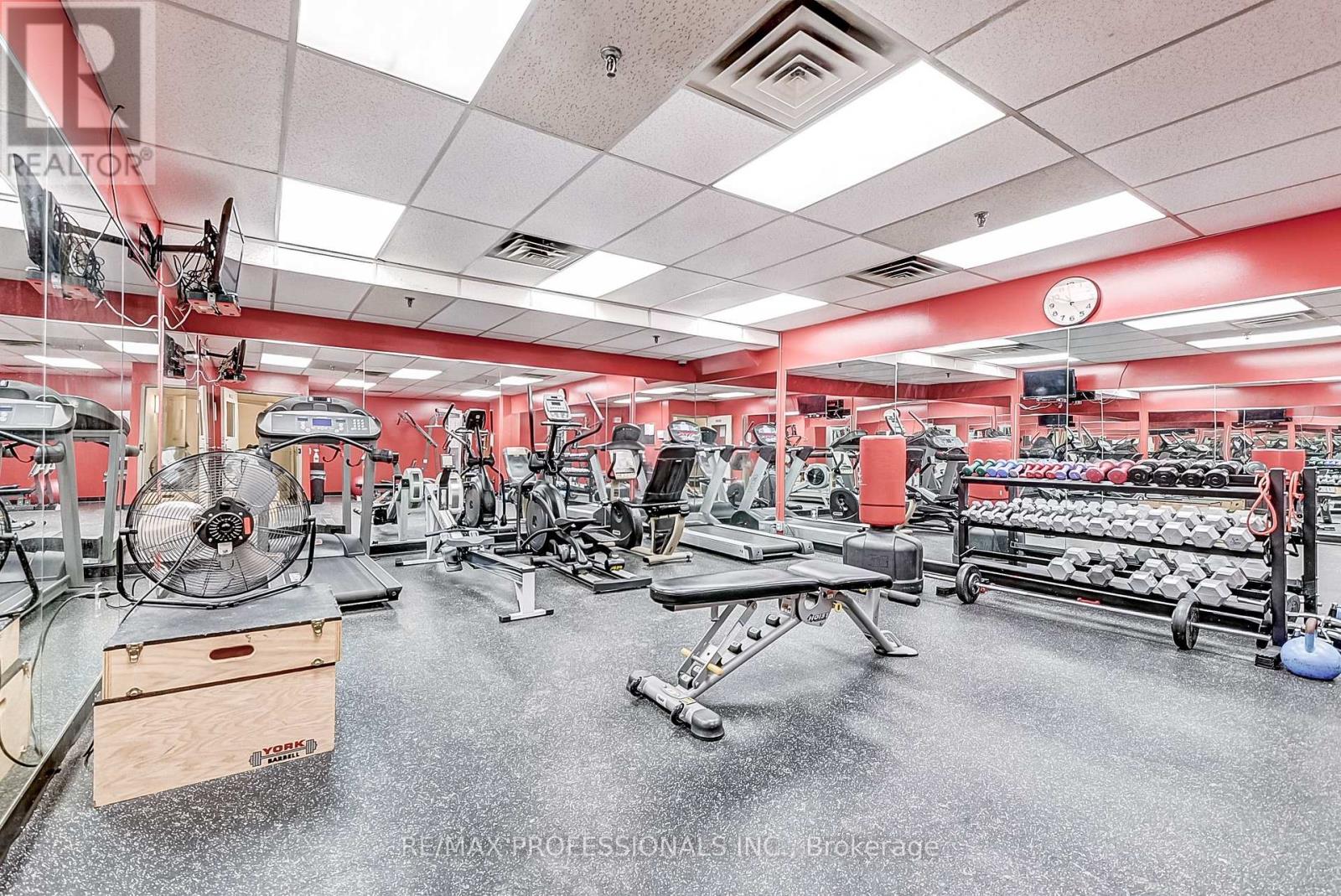 1405 - 240 Scarlett Road, Toronto, Ontario  M6N 4X4 - Photo 36 - W12963620