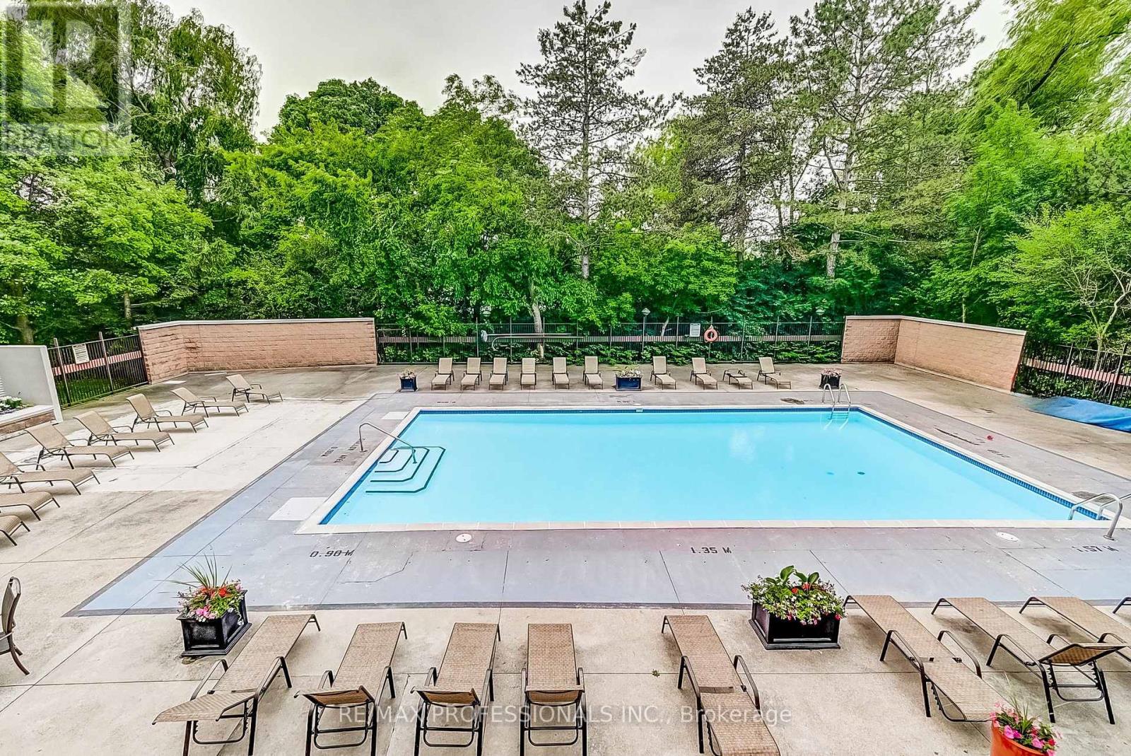 1405 - 240 Scarlett Road, Toronto, Ontario  M6N 4X4 - Photo 37 - W12963620