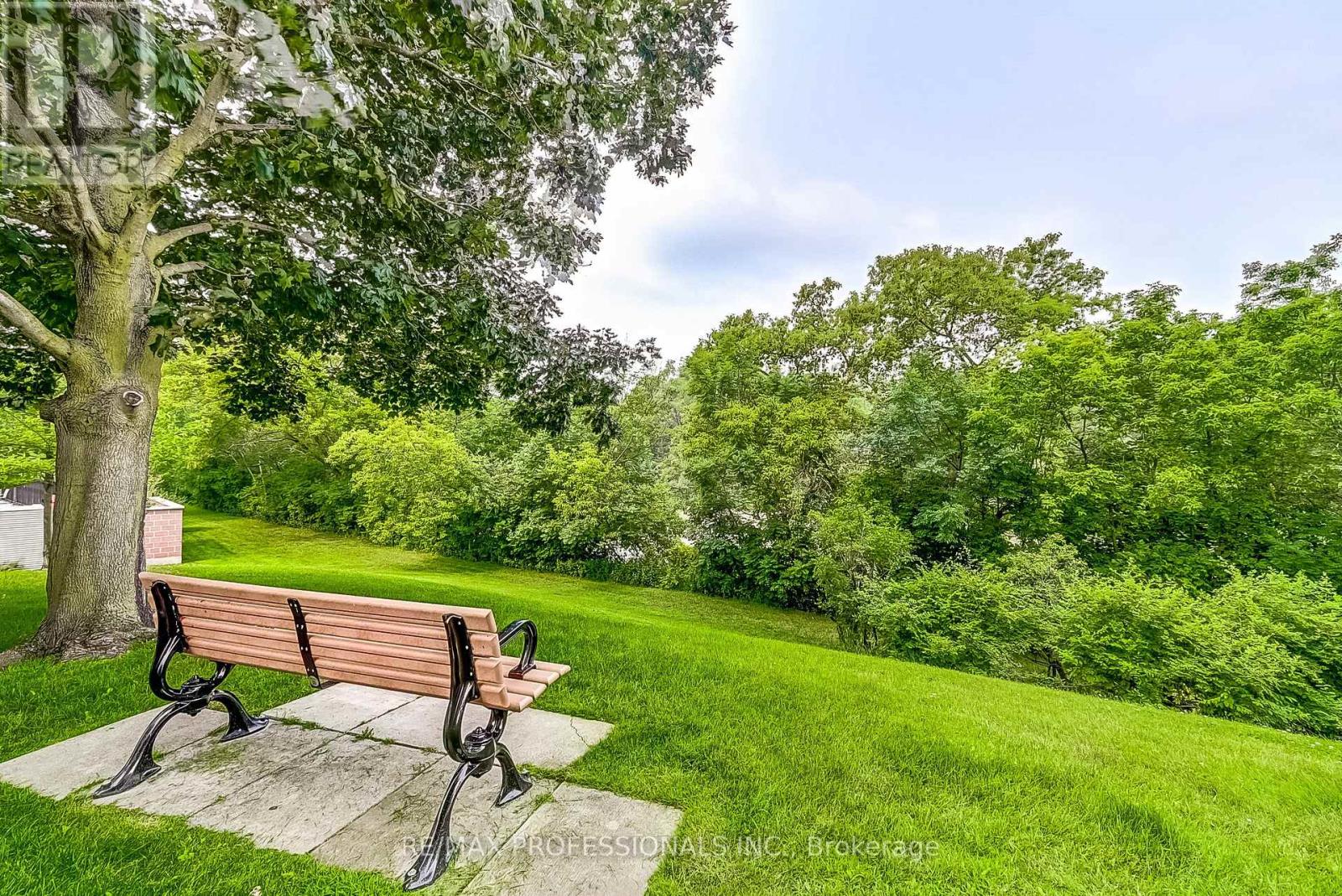 1405 - 240 Scarlett Road, Toronto, Ontario  M6N 4X4 - Photo 38 - W12963620