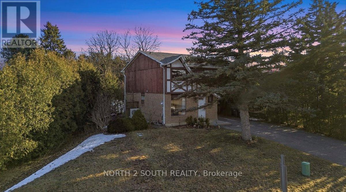 182 Ridge Road, Caledon, Ontario  L7E 4V4 - Photo 5 - W12963666