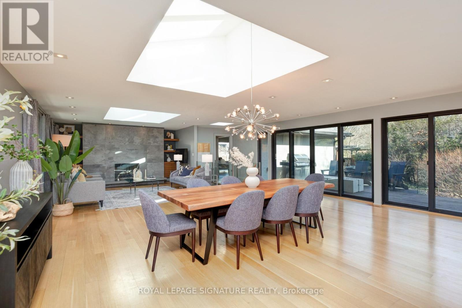 185 Morrison Road, Oakville, Ontario  L6J 4J3 - Photo 11 - W12963708