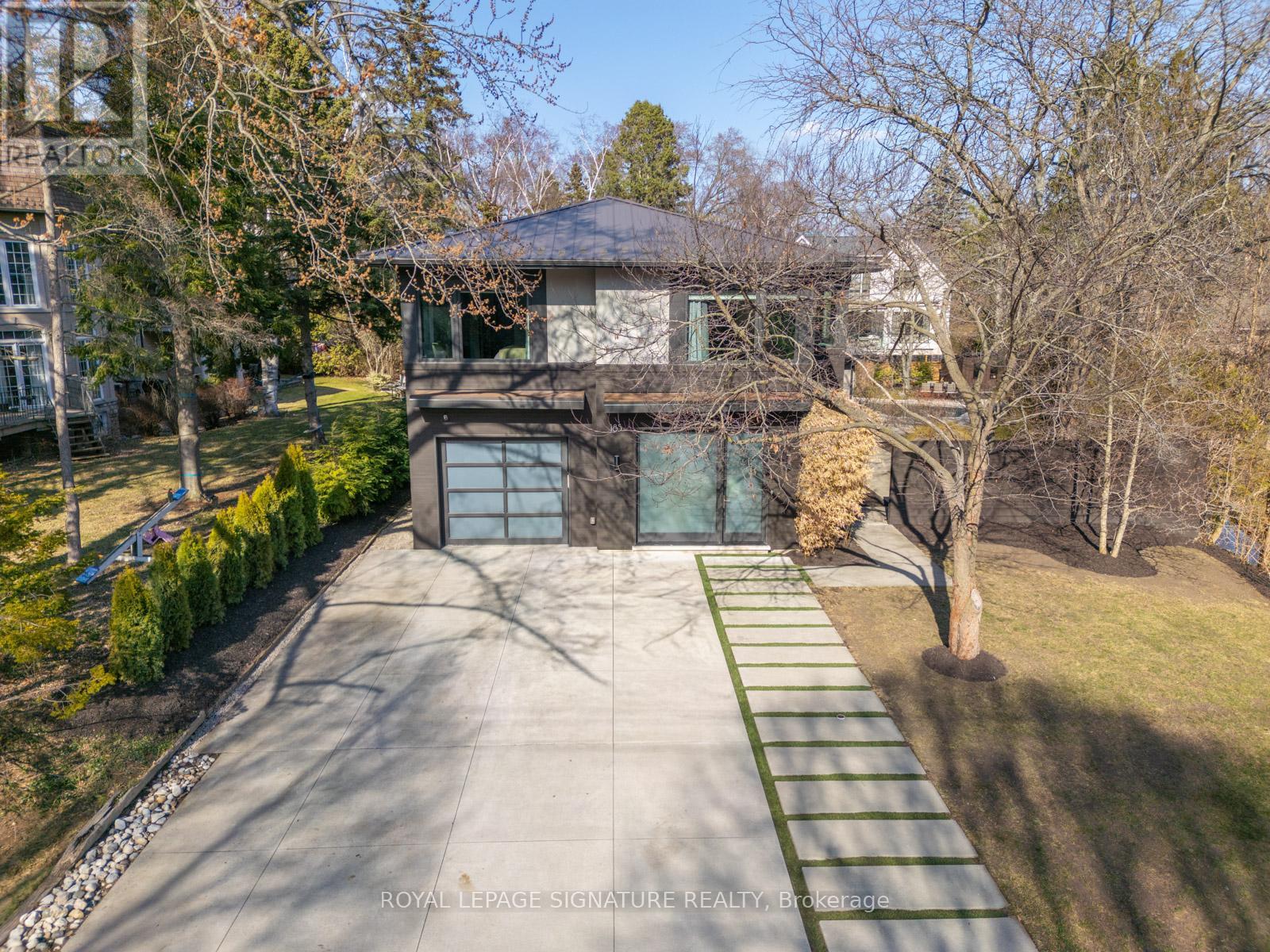 185 Morrison Road, Oakville, Ontario  L6J 4J3 - Photo 2 - W12963708