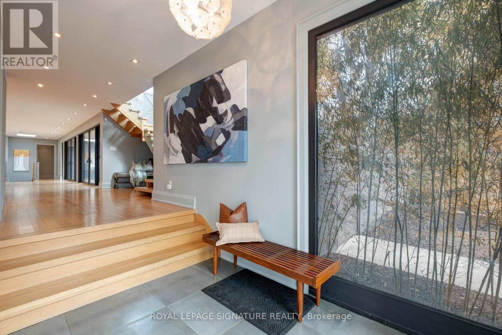 185 Morrison Road, Oakville, Ontario  L6J 4J3 - Photo 3 - W12963708