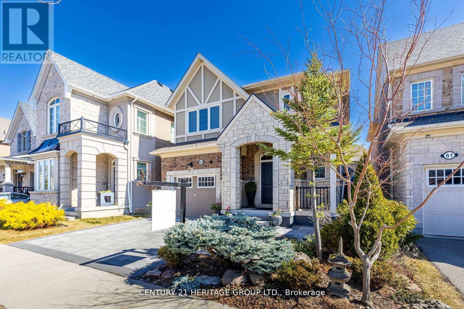 65 Masterman Crescent, Oakville, Ontario  L6M 0W3 - Photo 2 - W12963714