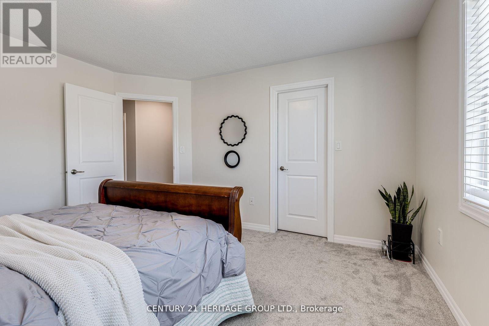 65 Masterman Crescent, Oakville, Ontario  L6M 0W3 - Photo 21 - W12963714