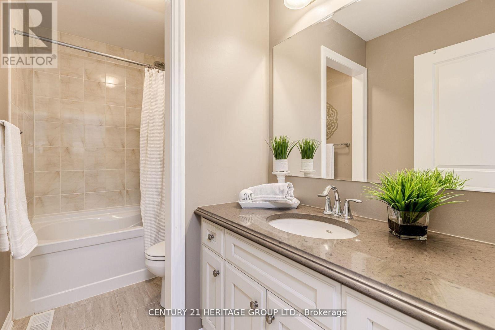 65 Masterman Crescent, Oakville, Ontario  L6M 0W3 - Photo 22 - W12963714