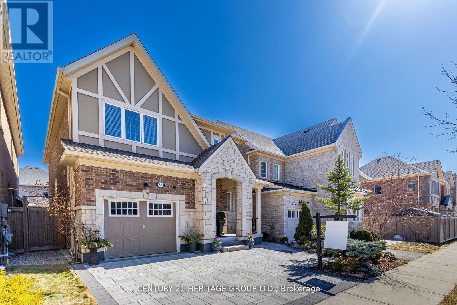 65 Masterman Crescent, Oakville, Ontario  L6M 0W3 - Photo 3 - W12963714