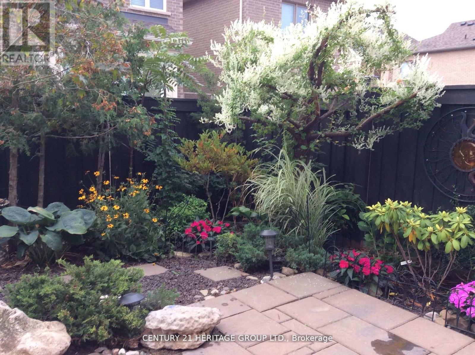 65 Masterman Crescent, Oakville, Ontario  L6M 0W3 - Photo 37 - W12963714