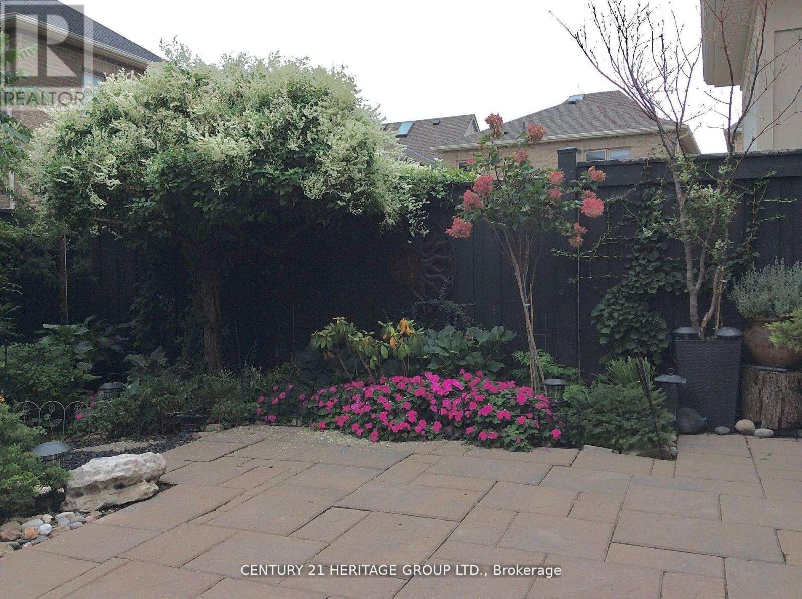 65 Masterman Crescent, Oakville, Ontario  L6M 0W3 - Photo 39 - W12963714