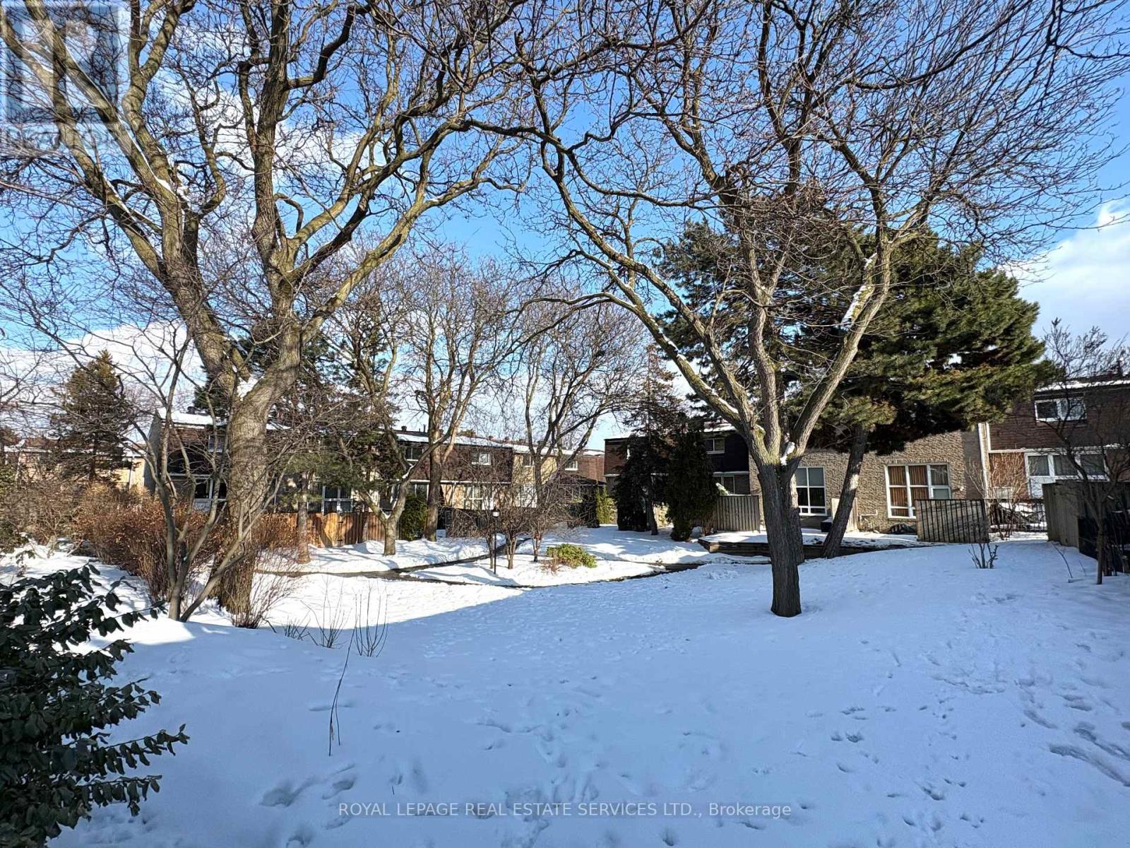 30 - 629 Rathburn Road, Toronto, Ontario  M9C 3T5 - Photo 28 - W12963720
