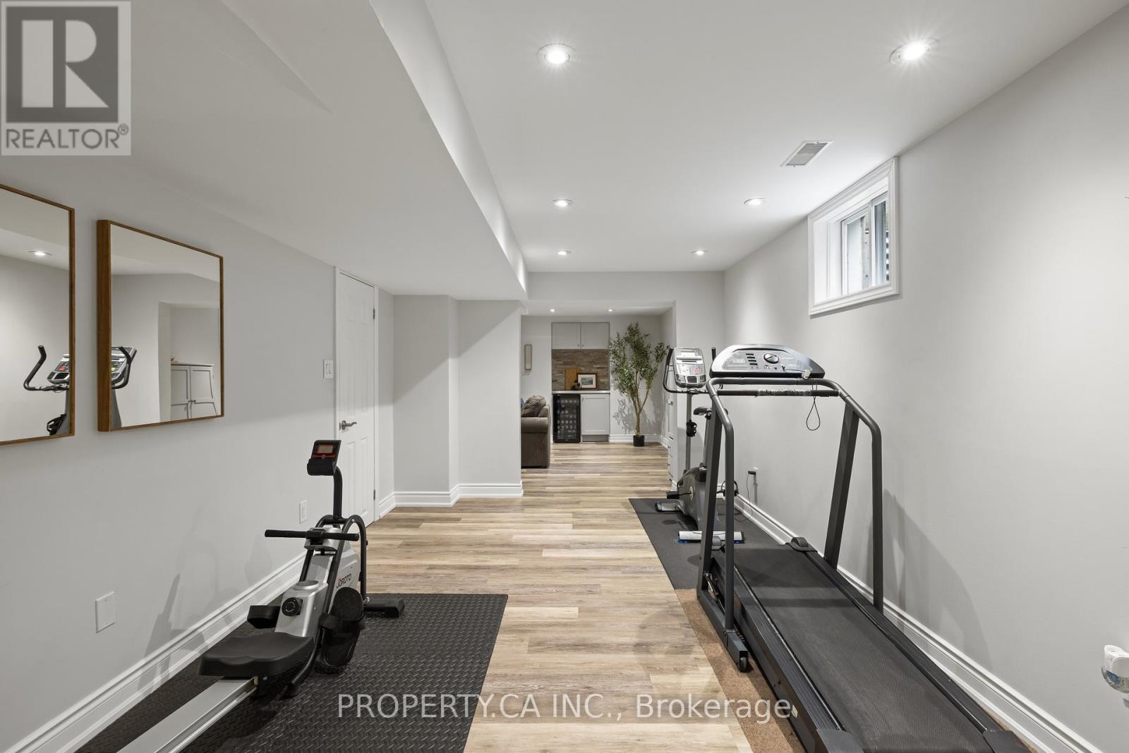 269 Beechfield Road, Oakville, Ontario  L6J 5H9 - Photo 19 - W12963746