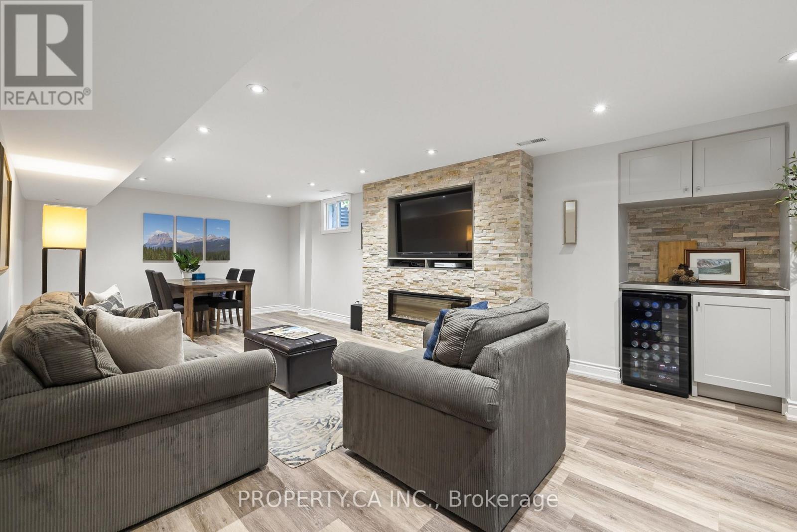 269 Beechfield Road, Oakville, Ontario  L6J 5H9 - Photo 20 - W12963746