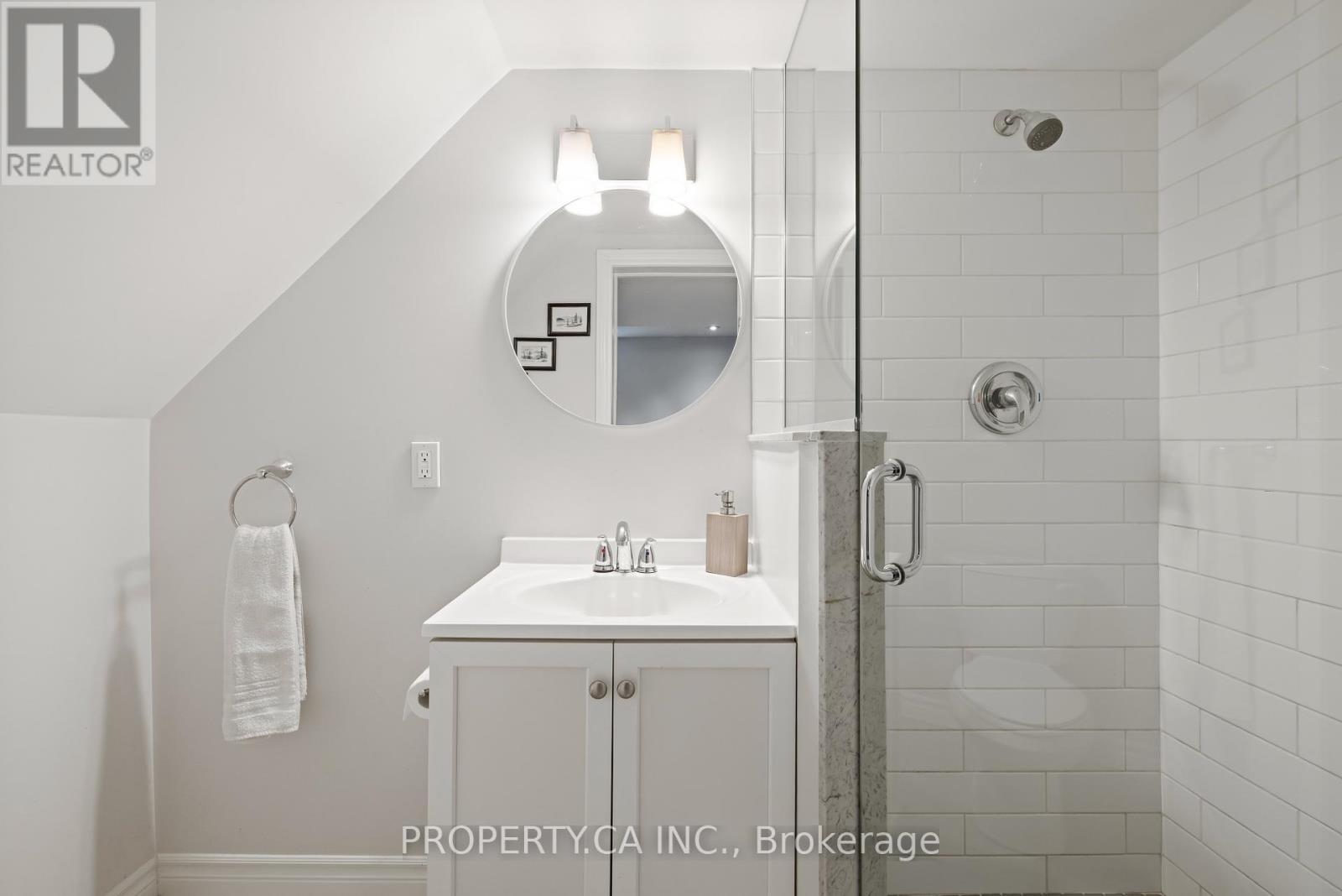 269 Beechfield Road, Oakville, Ontario  L6J 5H9 - Photo 22 - W12963746