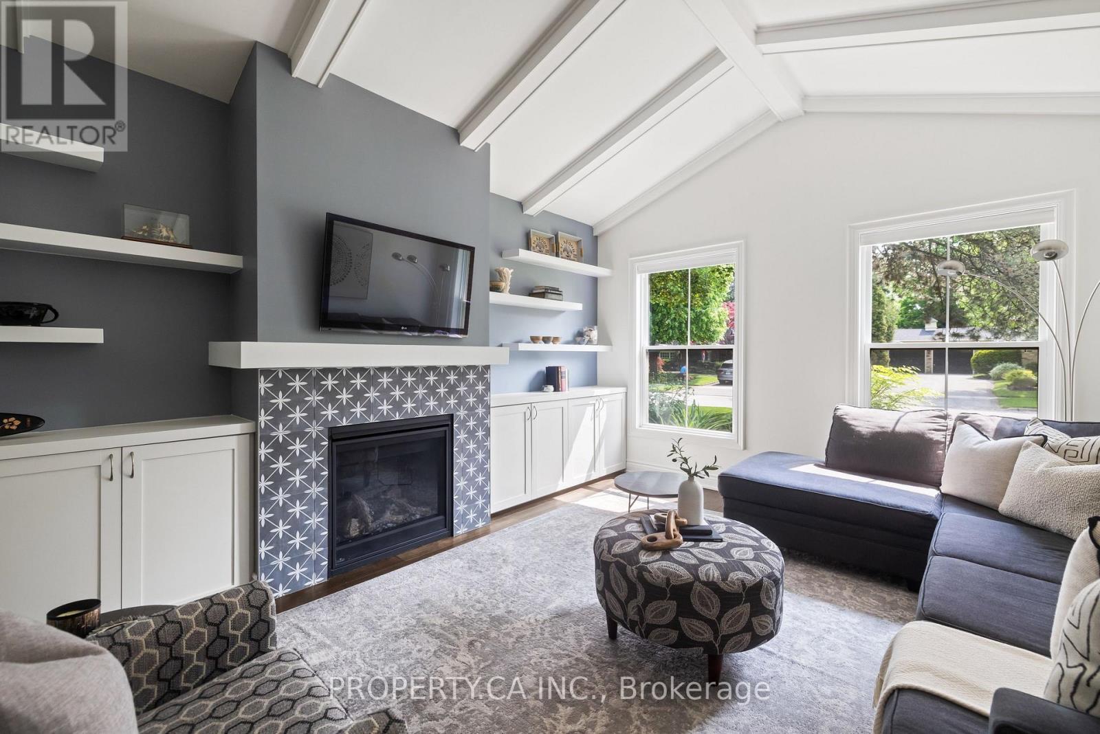 269 Beechfield Road, Oakville, Ontario  L6J 5H9 - Photo 5 - W12963746