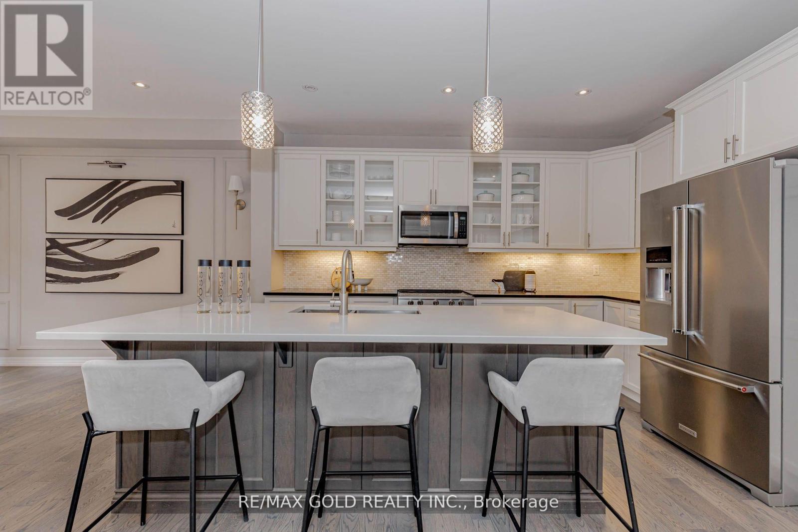 3354 Vardon Way, Oakville, Ontario  L6M 1R5 - Photo 11 - W12963768