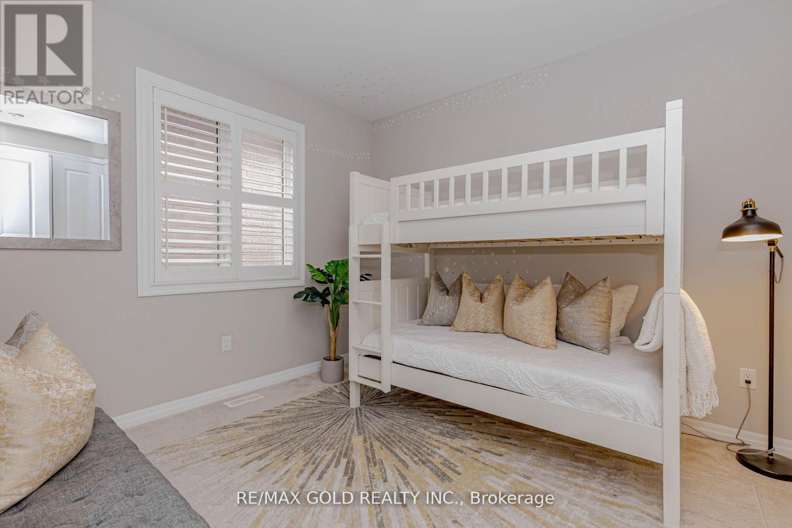 3354 Vardon Way, Oakville, Ontario  L6M 1R5 - Photo 29 - W12963768