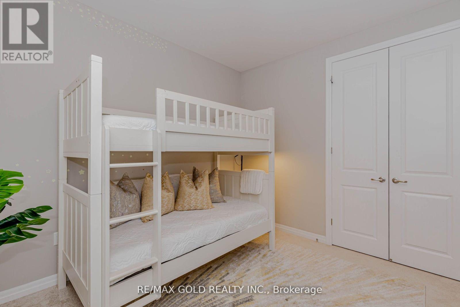 3354 Vardon Way, Oakville, Ontario  L6M 1R5 - Photo 30 - W12963768