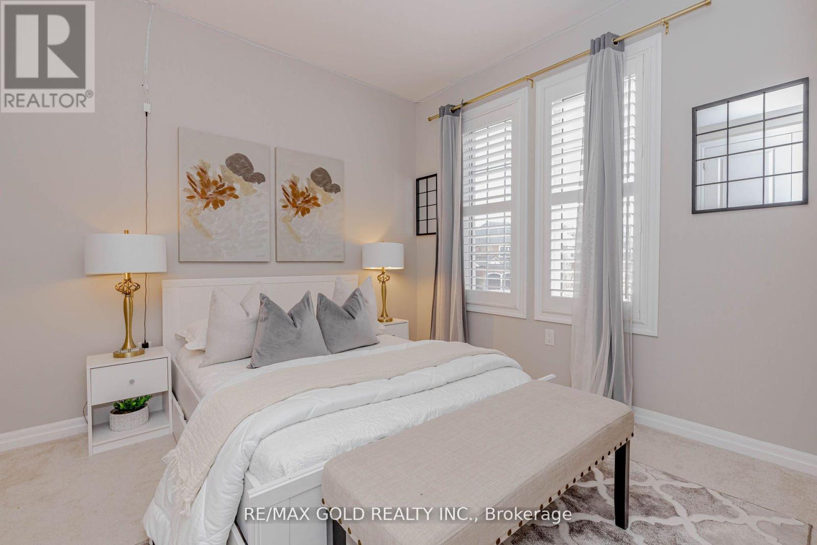 3354 Vardon Way, Oakville, Ontario  L6M 1R5 - Photo 33 - W12963768