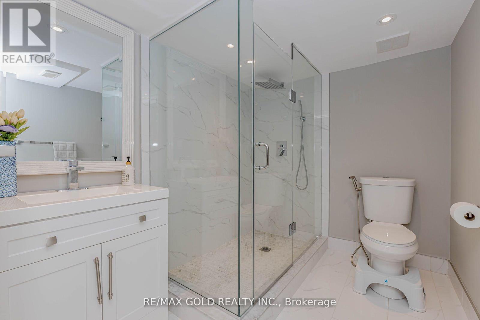 3354 Vardon Way, Oakville, Ontario  L6M 1R5 - Photo 43 - W12963768