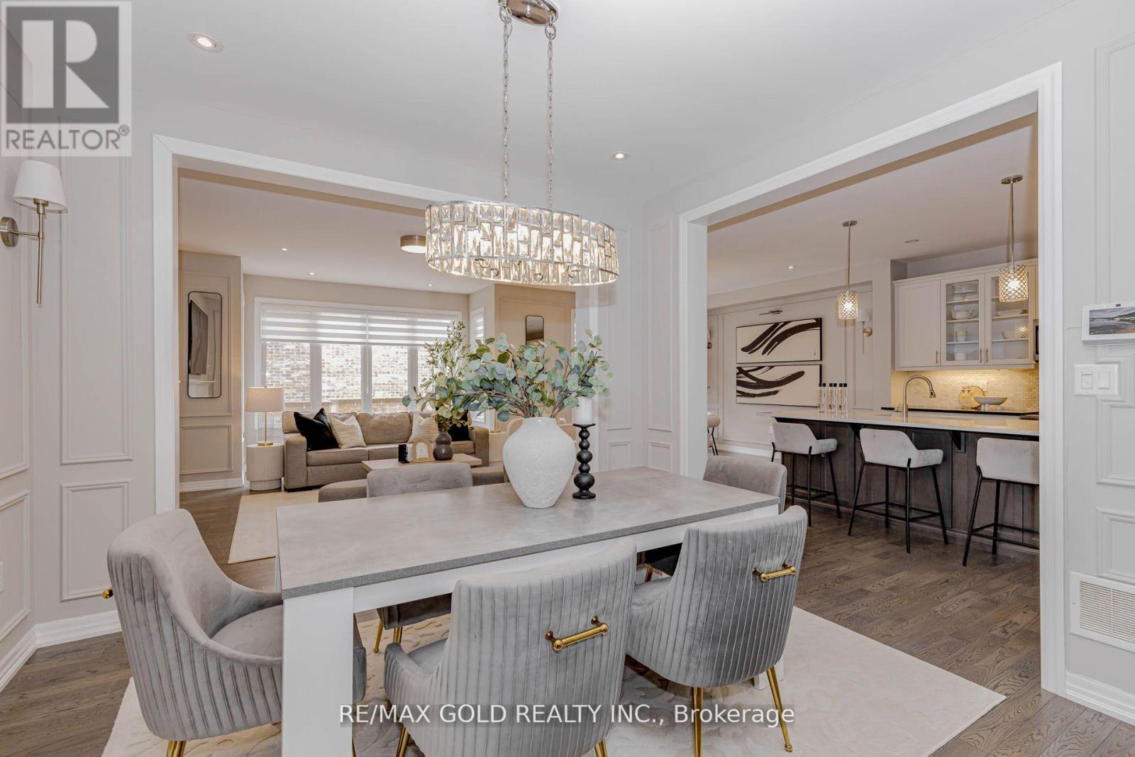 3354 Vardon Way, Oakville, Ontario  L6M 1R5 - Photo 7 - W12963768