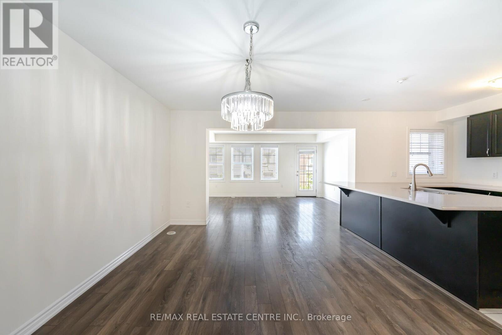 68 Locker Place, Milton, Ontario  L9E 1E8 - Photo 12 - W12963772