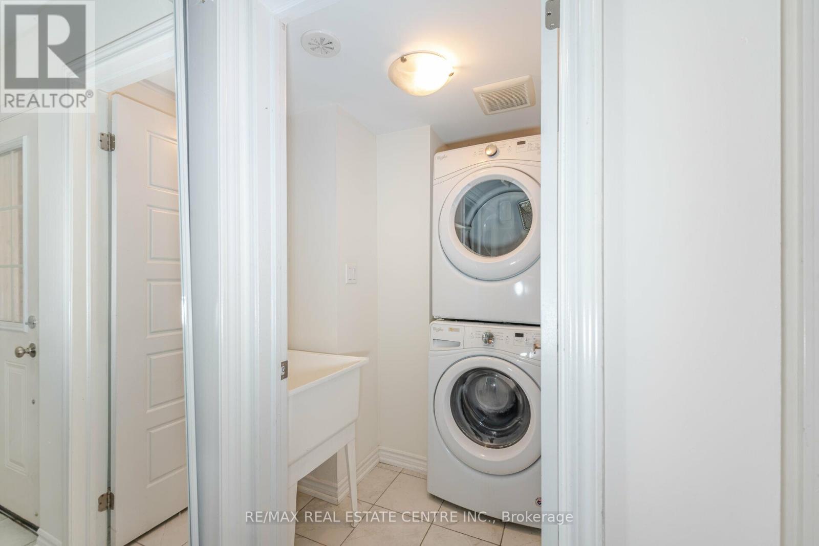 68 Locker Place, Milton, Ontario  L9E 1E8 - Photo 24 - W12963772