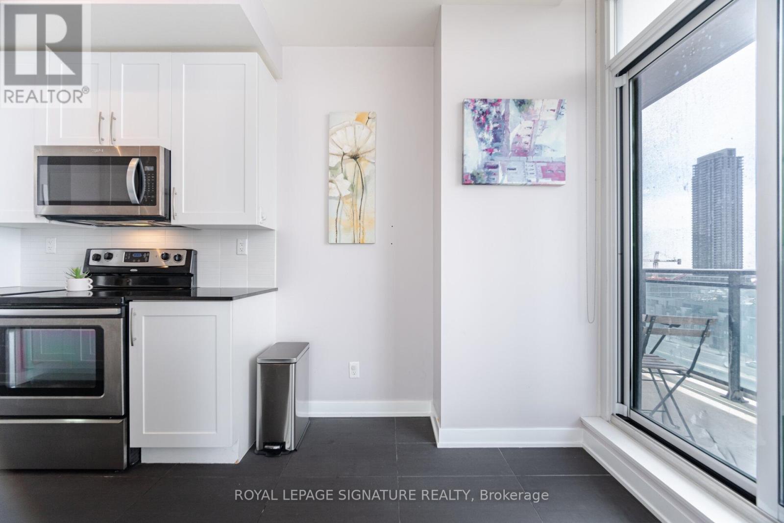 706 - 4065 Brickstone Mews, Mississauga, Ontario L5B 0G3 - Photo 12 - W12963796