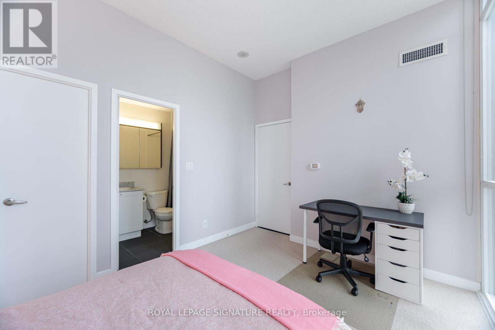 706 - 4065 Brickstone Mews, Mississauga, Ontario L5B 0G3 - Photo 19 - W12963796