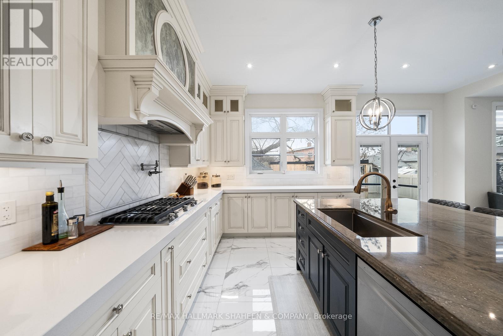 60 Coral Gable Drive, Toronto, Ontario M9M 1P1 - Photo 17 - W12963798