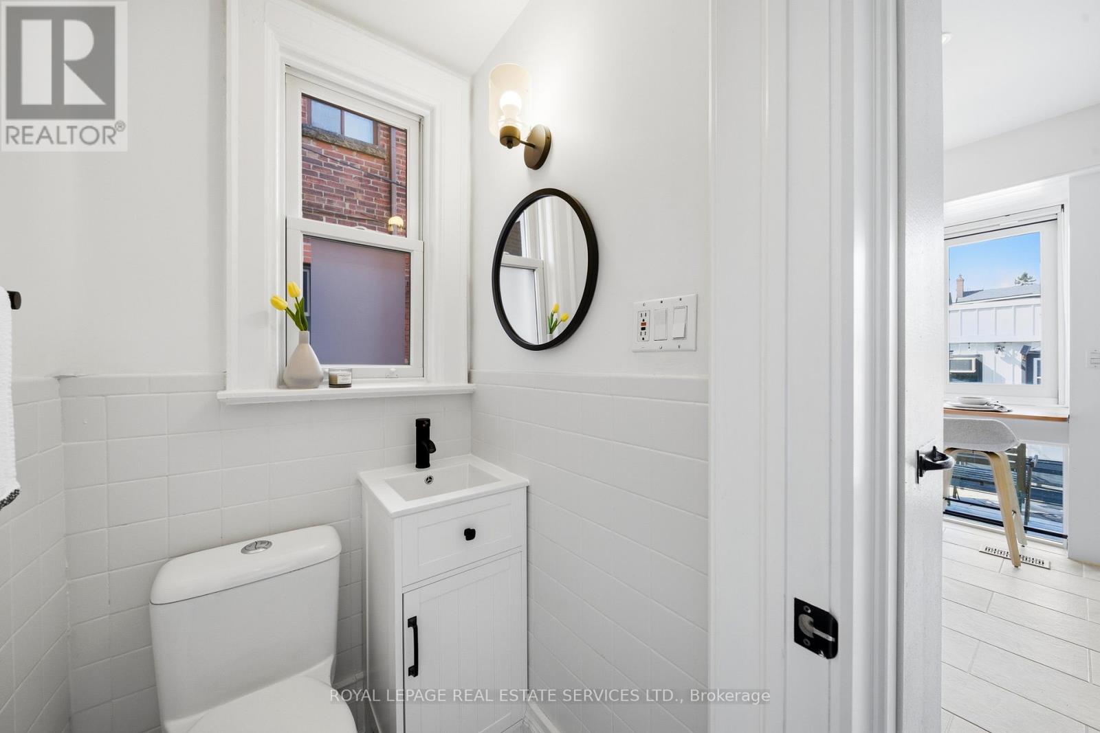 98 Galley Avenue, Toronto (Roncesvalles), Ontario  M6R 1H1 - Photo 21 - W12963850