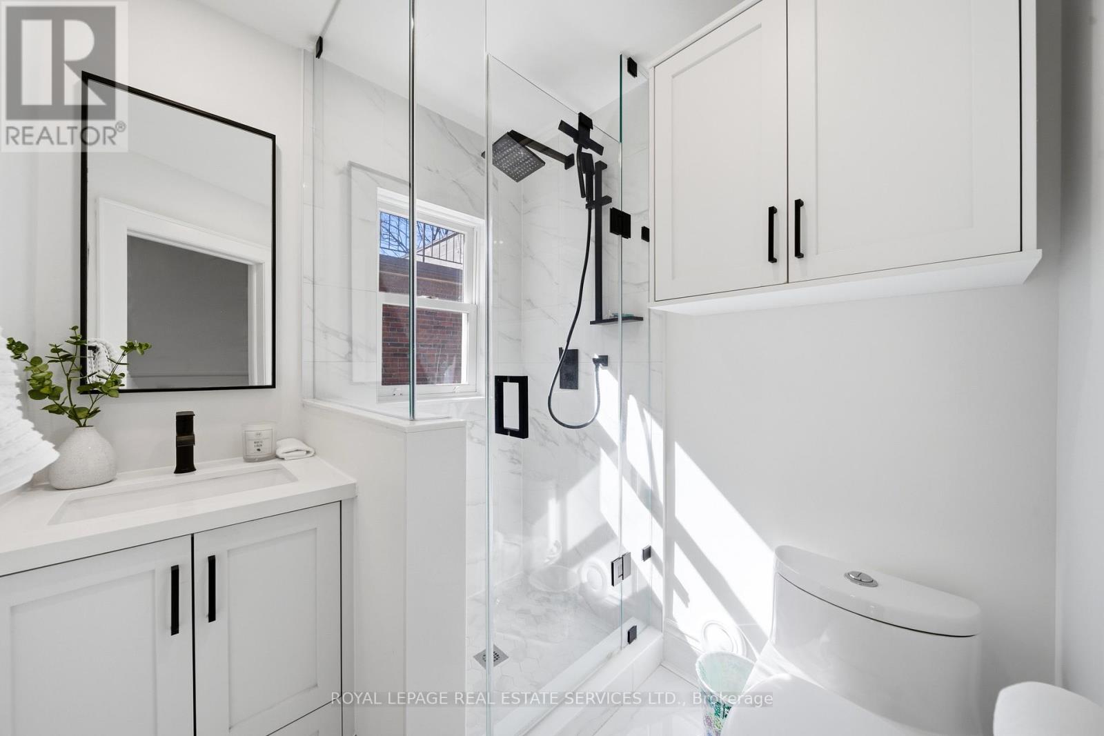 98 Galley Avenue, Toronto (Roncesvalles), Ontario  M6R 1H1 - Photo 27 - W12963850