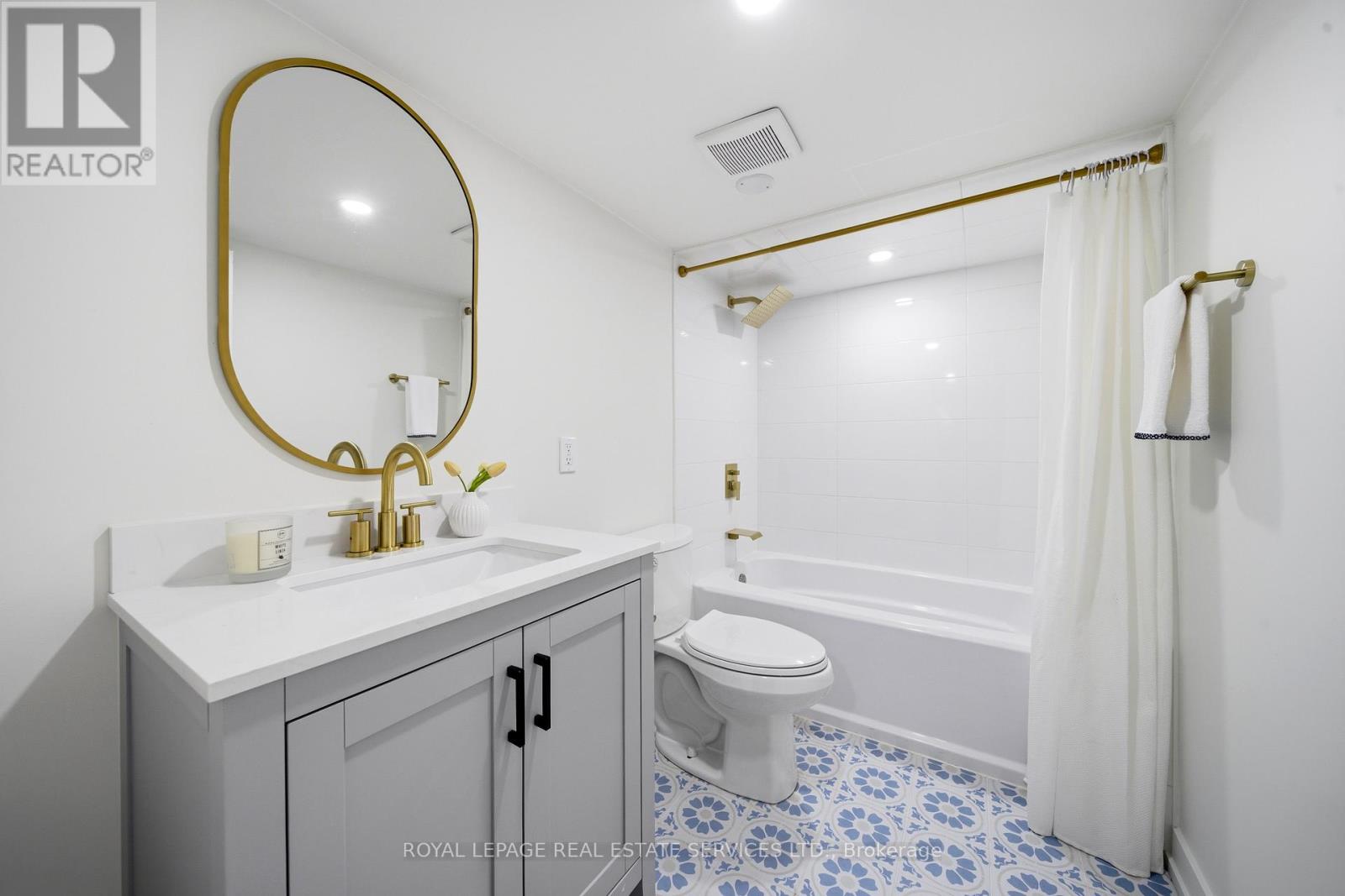 98 Galley Avenue, Toronto (Roncesvalles), Ontario  M6R 1H1 - Photo 35 - W12963850