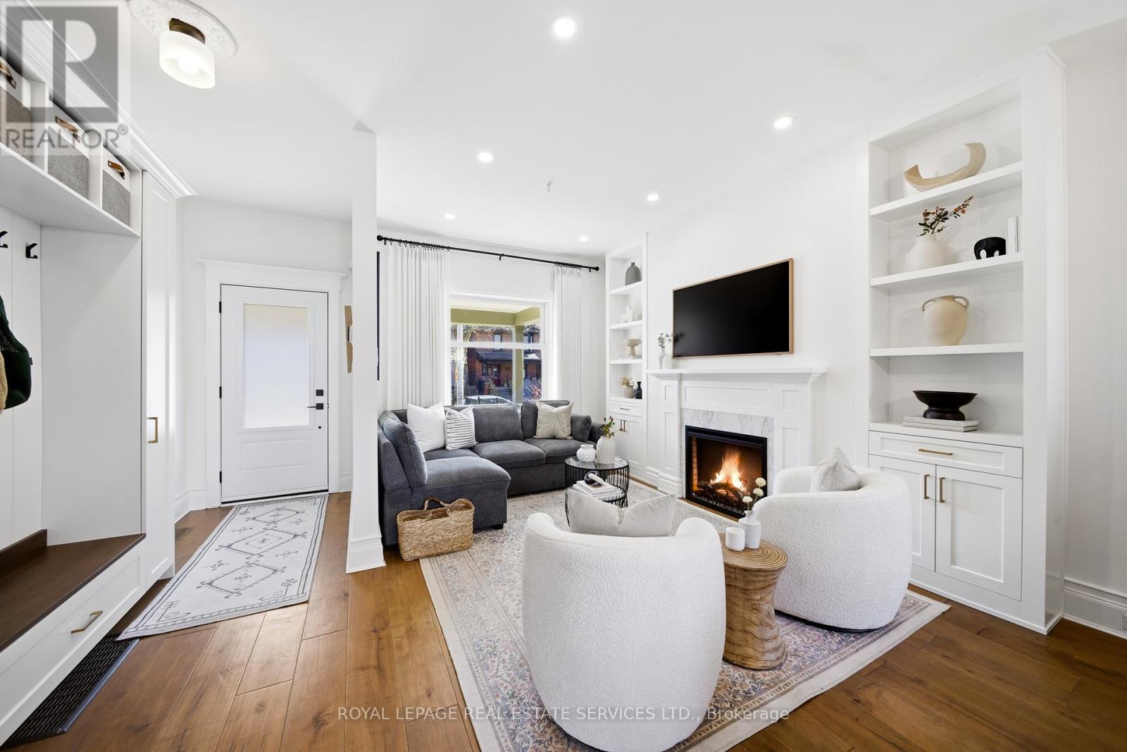 98 Galley Avenue, Toronto (Roncesvalles), Ontario  M6R 1H1 - Photo 5 - W12963850