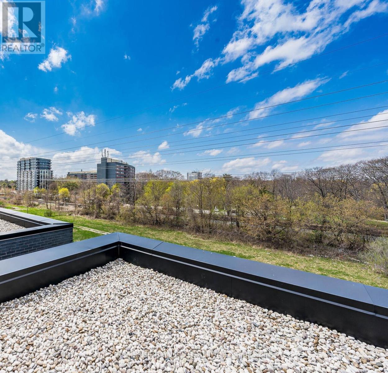 24 - 10 Brin Drive, Toronto, Ontario  M8X 0B3 - Photo 46 - W12963872