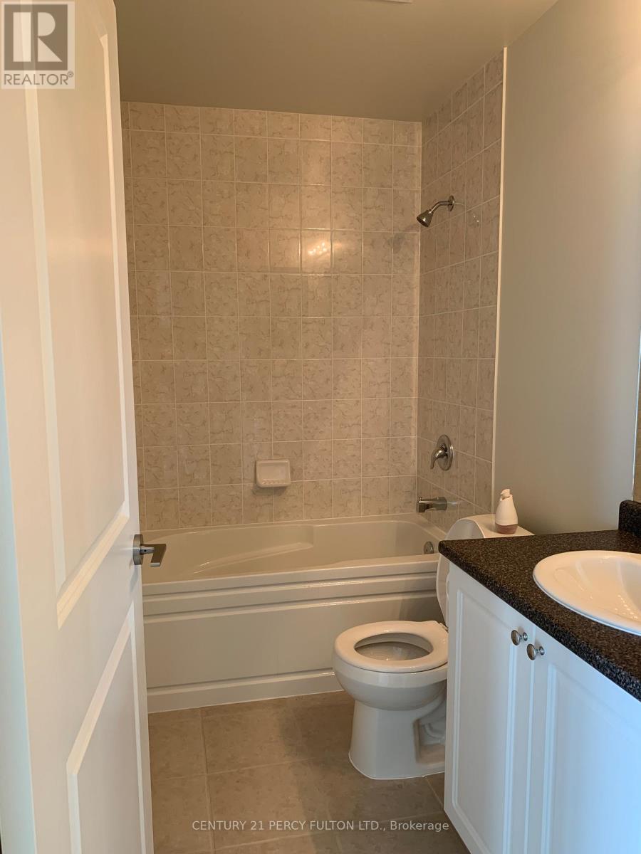 1501 - 349 Rathburn Road W, Mississauga, Ontario L5B 0C8 - Photo 11 - W12963878