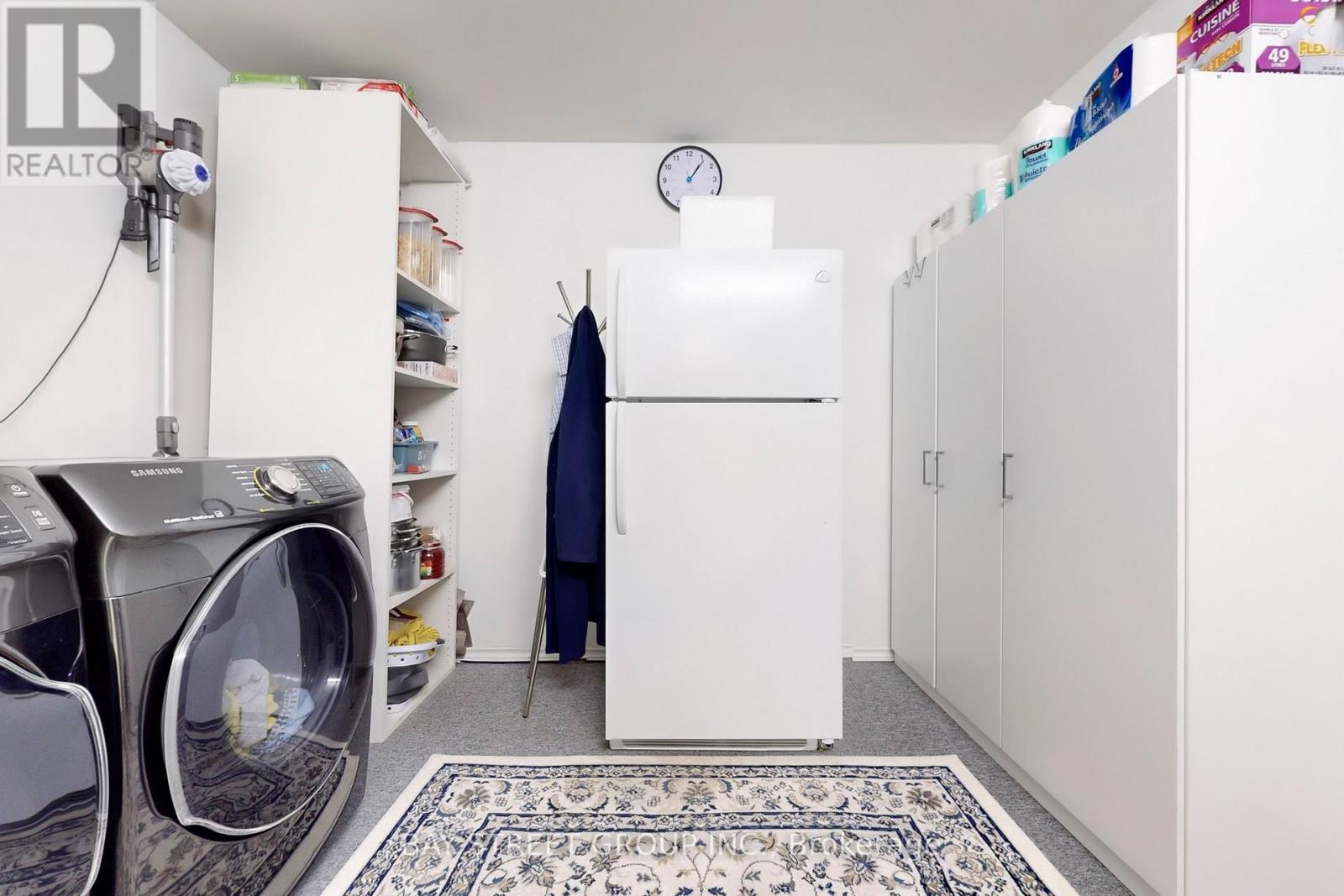 6119 Wabukayne Court, Mississauga, Ontario  L5N 2B1 - Photo 41 - W12963918