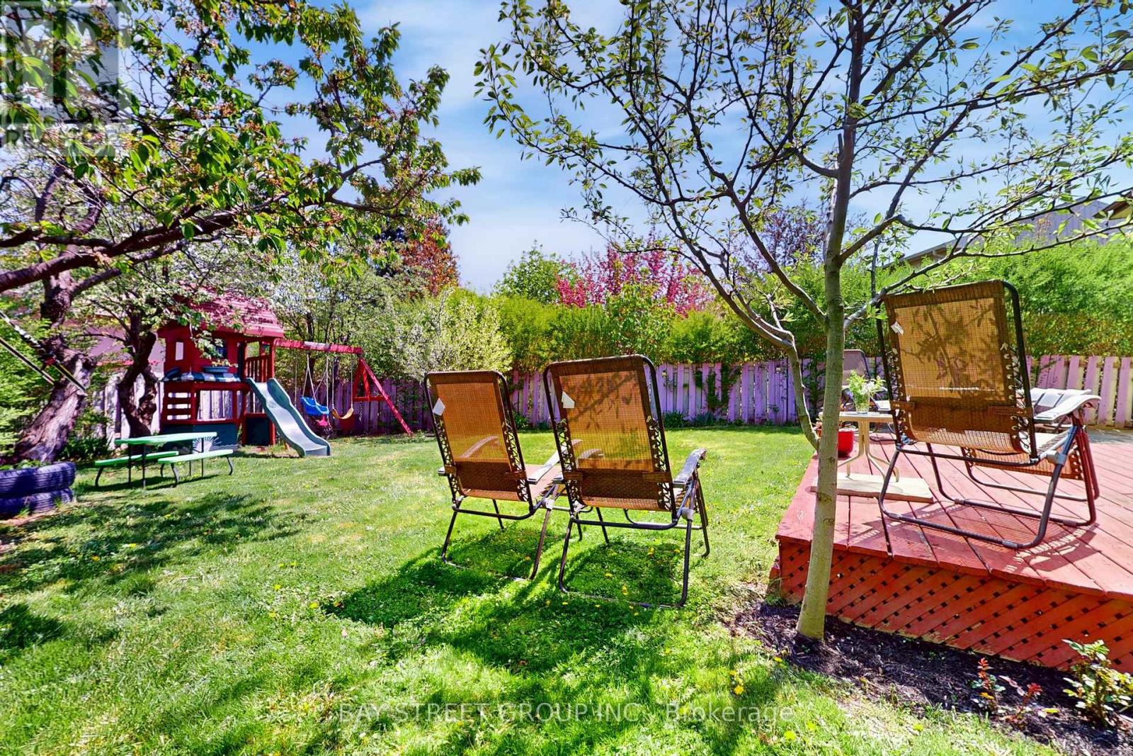 6119 Wabukayne Court, Mississauga, Ontario  L5N 2B1 - Photo 47 - W12963918