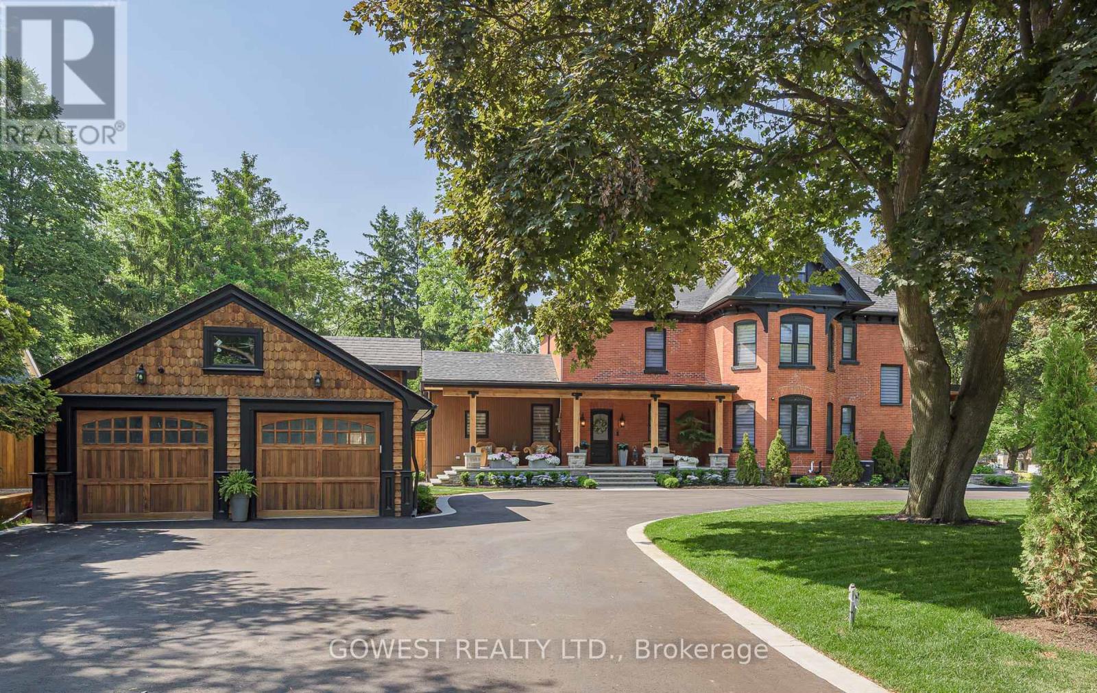 376 Chartwell Road, Oakville, Ontario  L6J 4A3 - Photo 5 - W12963954