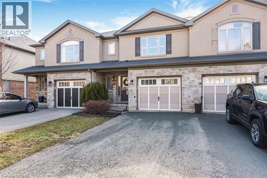 212 Westbank Trail, Stoney Creek, Ontario  L8J 0G8 - Photo 2 - 40818012