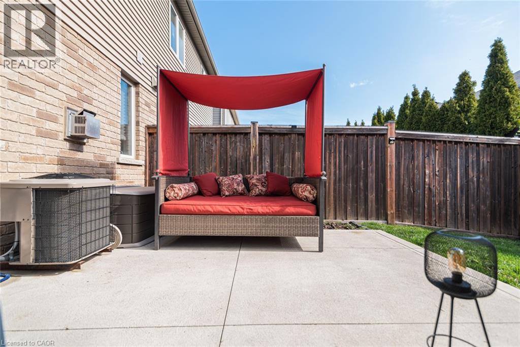 212 Westbank Trail, Stoney Creek, Ontario  L8J 0G8 - Photo 38 - 40818012