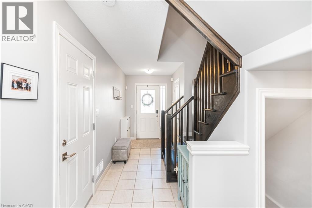 212 Westbank Trail, Stoney Creek, Ontario  L8J 0G8 - Photo 5 - 40818012