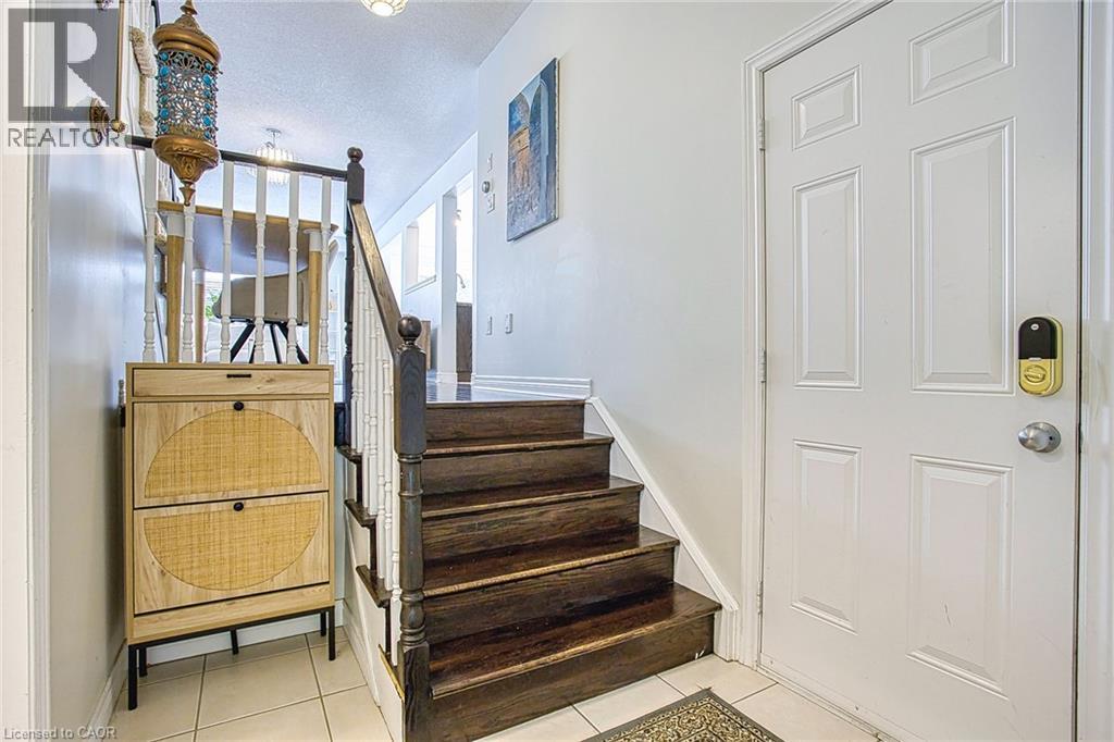 25 Ivybridge Drive Unit# 2, Stoney Creek, Ontario  L8E 0A5 - Photo 7 - 40805247