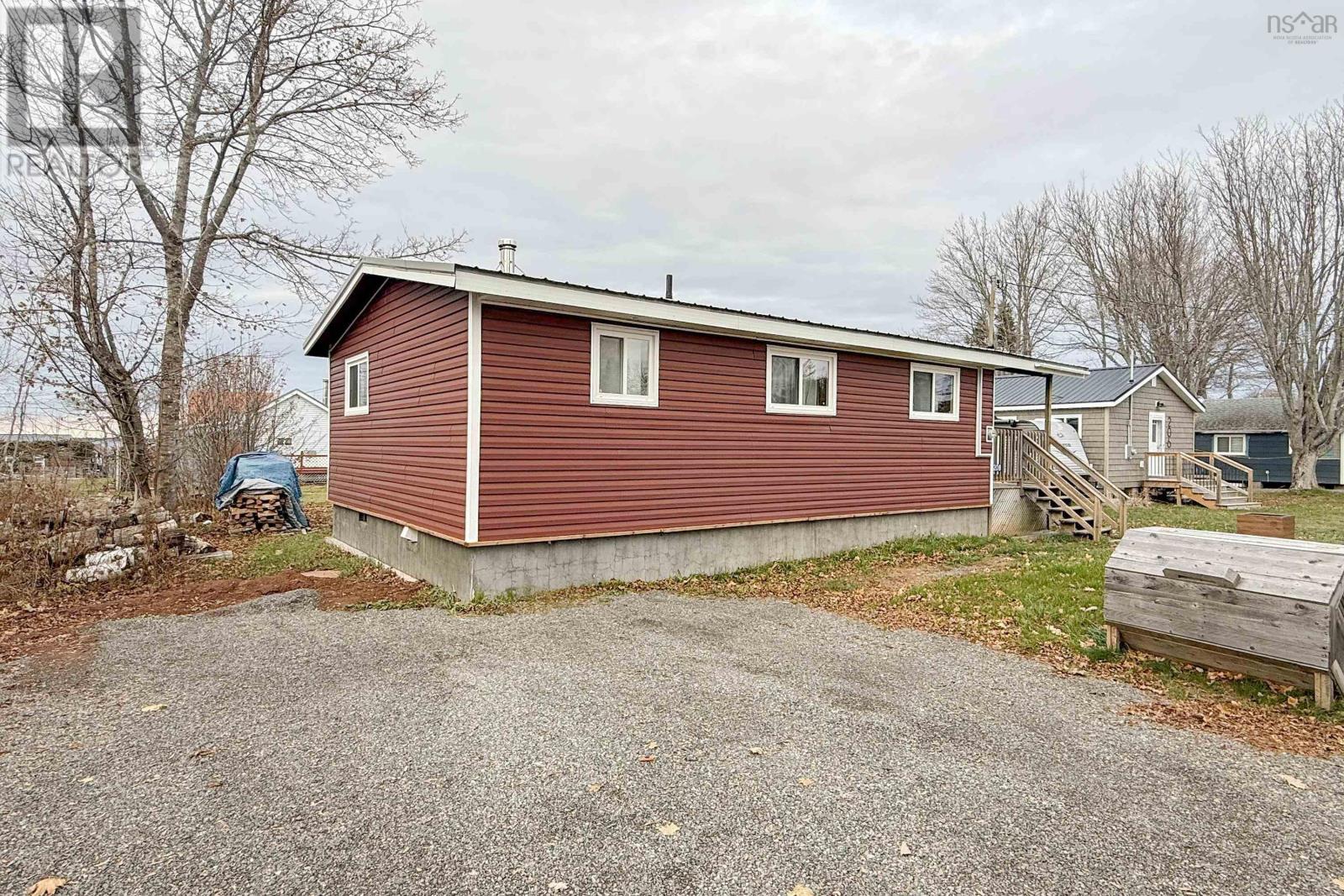 208 Jackson Point Road, Tidnish Bridge, Nova Scotia  B4H 3X9 - Photo 2 - 202528698