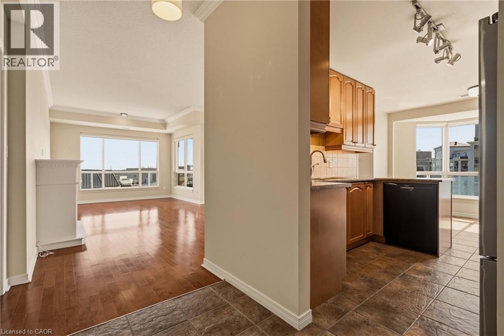 4000 Creekside Drive Unit# 703, Dundas, Ontario  L9H 7S9 - Photo 6 - 40817127