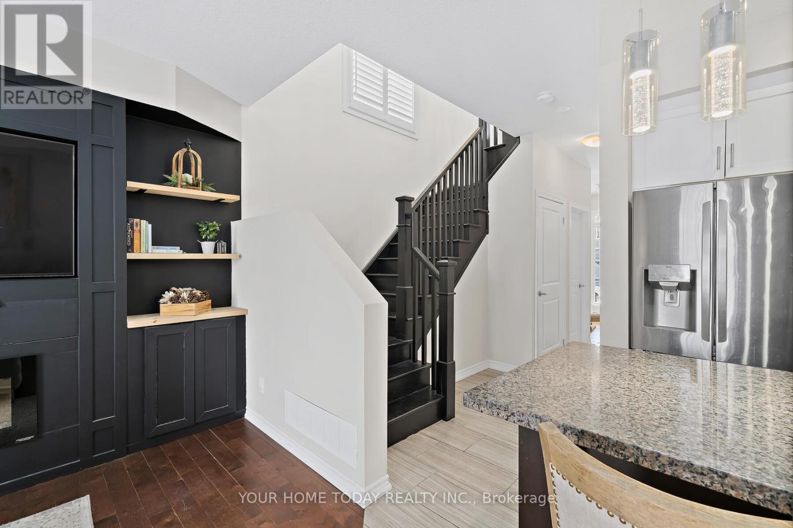 86 Pettitt Drive, Guelph, Ontario  N1E 0M2 - Photo 16 - X12963416