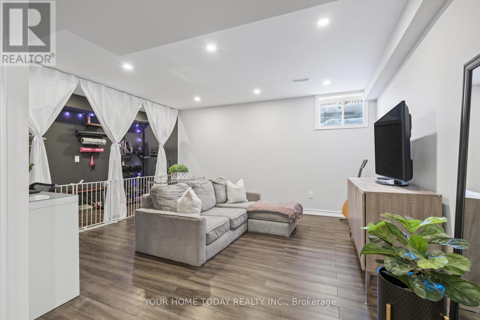 86 Pettitt Drive, Guelph, Ontario  N1E 0M2 - Photo 25 - X12963416