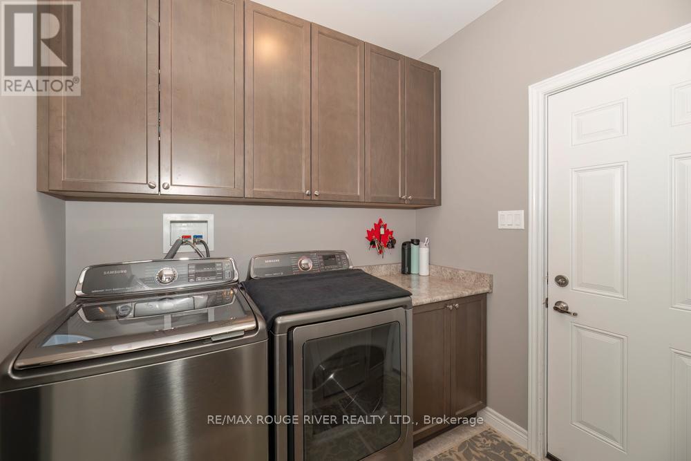 27 South Harbour Drive, Kawartha Lakes, Ontario  K0M 1A0 - Photo 24 - X12963438