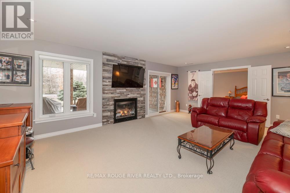 27 South Harbour Drive, Kawartha Lakes, Ontario  K0M 1A0 - Photo 26 - X12963438