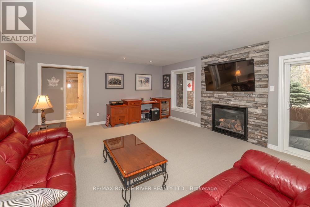 27 South Harbour Drive, Kawartha Lakes, Ontario  K0M 1A0 - Photo 27 - X12963438